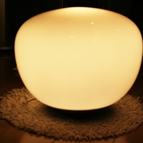 IKEAの椅子照明