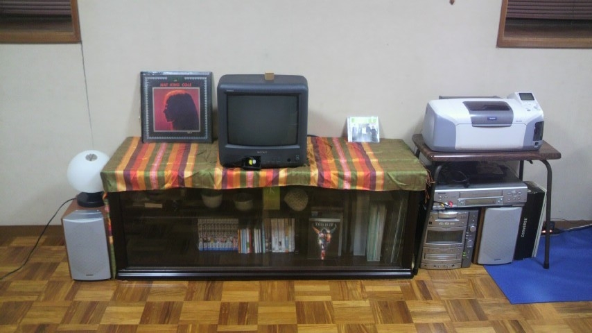 テレビまわり(before)