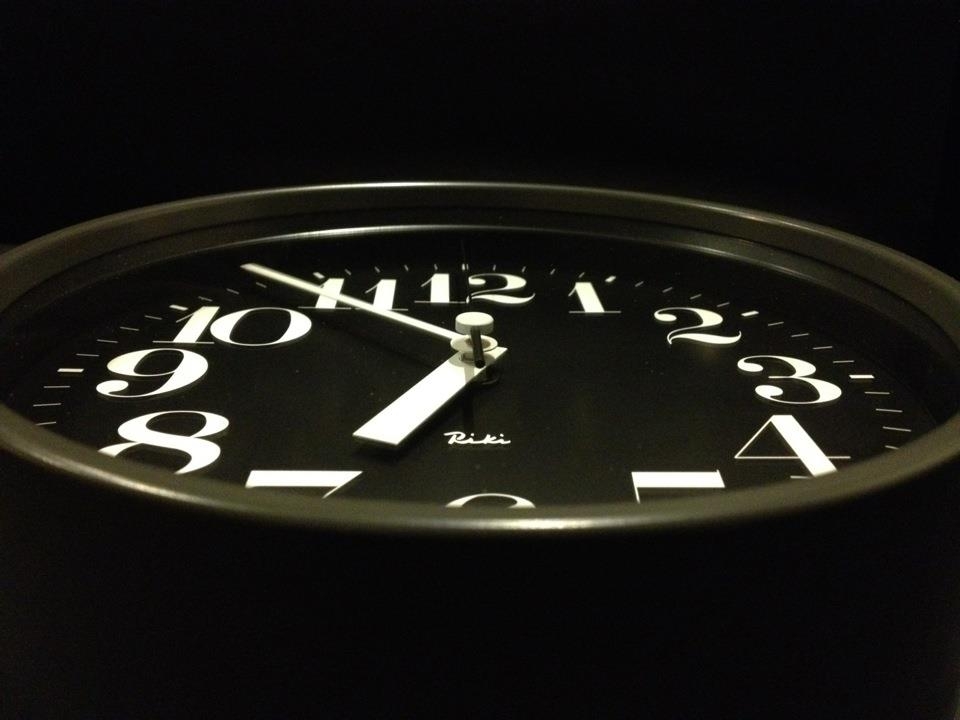 RIKI STEEL CLOCK