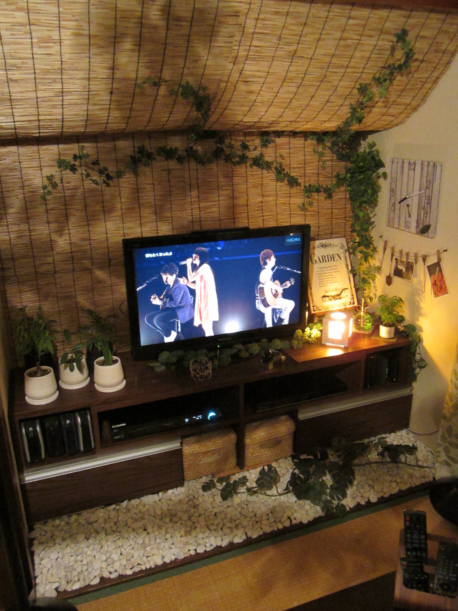 テレビラック