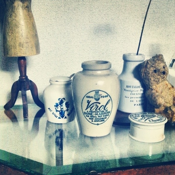 ANTIQUE