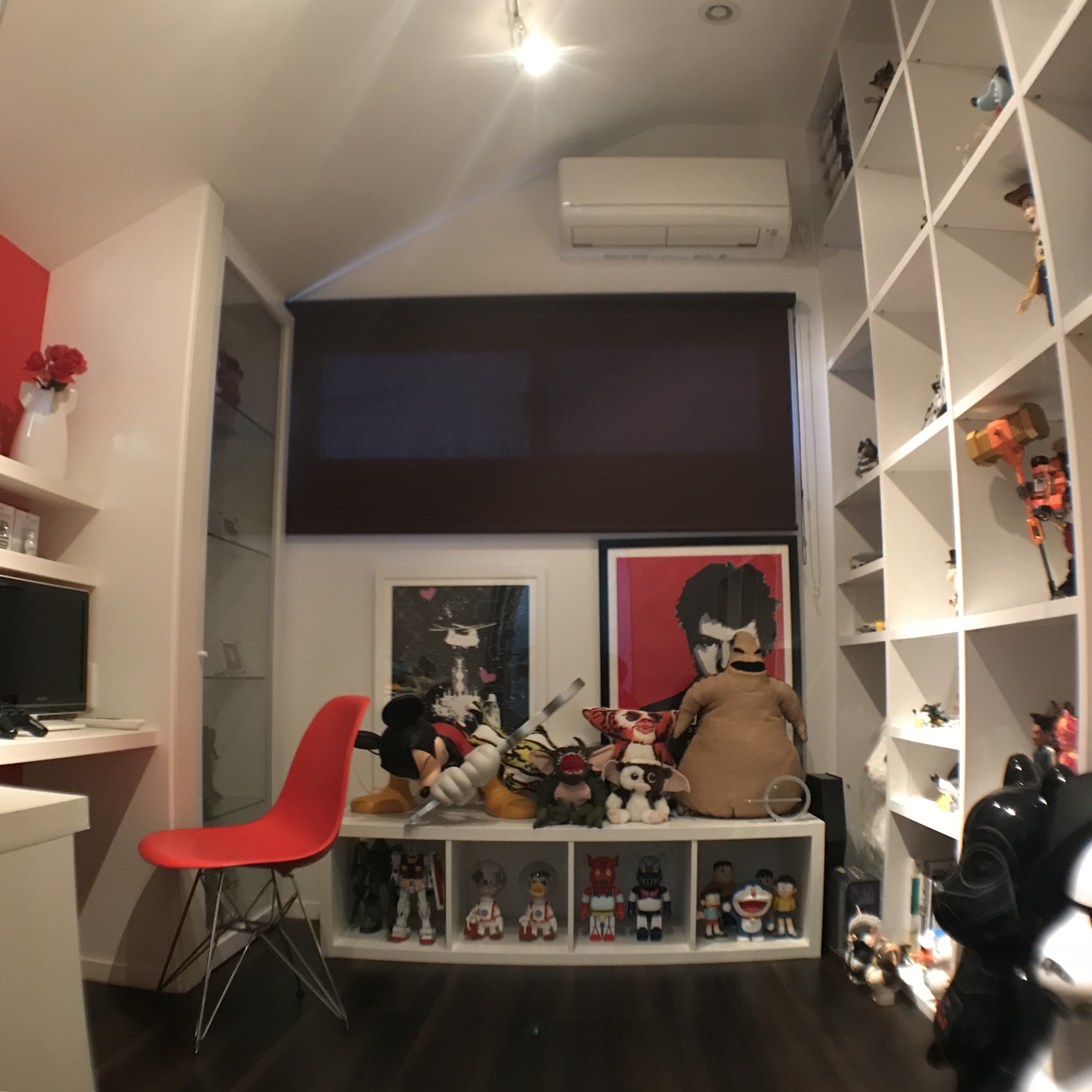 コレクション部屋入口から